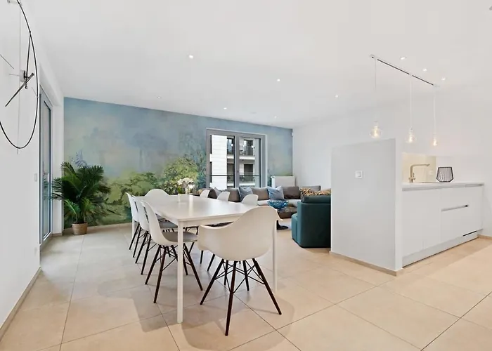 Lägenhet Lux Escape 2br With Balcony & Workspace *