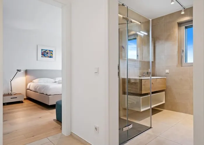 Lux Escape 2br With Balcony & Workspace Lejlighed